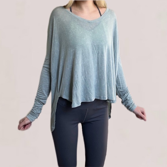 American Eagle Me to We Pale Green Long Sleeve Top Size Small - Picture 2 of 7